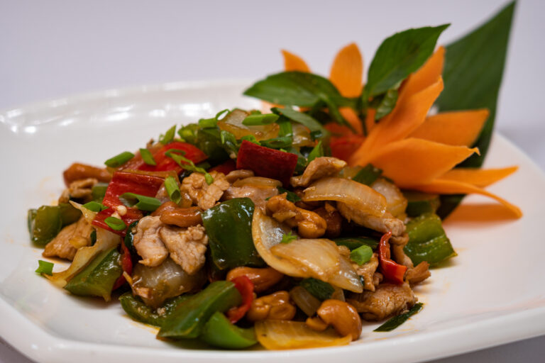 Stir Fried Cashew nut with Chicken